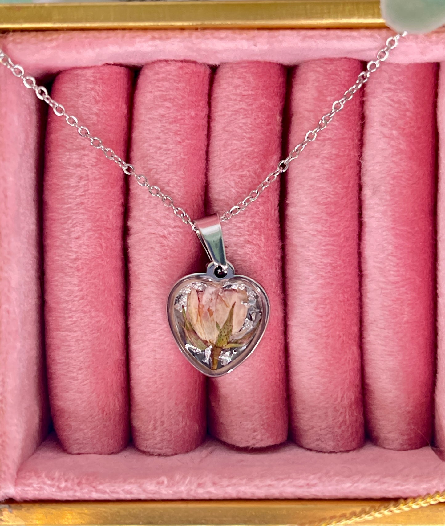 Rose Small Heart Pendant